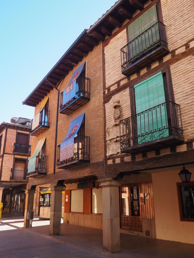 La Casona Del Zoilo -Los Arenales- El Burgo De Osma Esterno foto